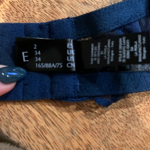 Navy Blue Underwire La Perla Bra - Size 34E - Picture 4 of 6